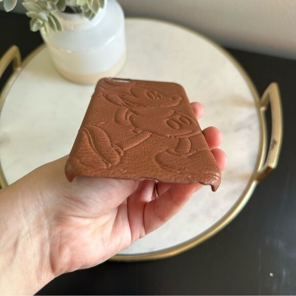 Disney Parks D- Tech Simulated Leather Mickey Mouse IPhone 6s Phone Skin Case - Picture 4 of 7